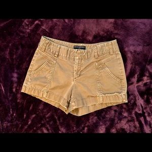 Awesome Taupe Banana Republic Shorts, SZ 2P
